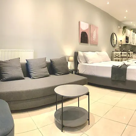 River Tales 4 公寓 卡拉马塔